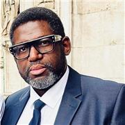 Professeur de français motivé , pour adultes et jeunes .